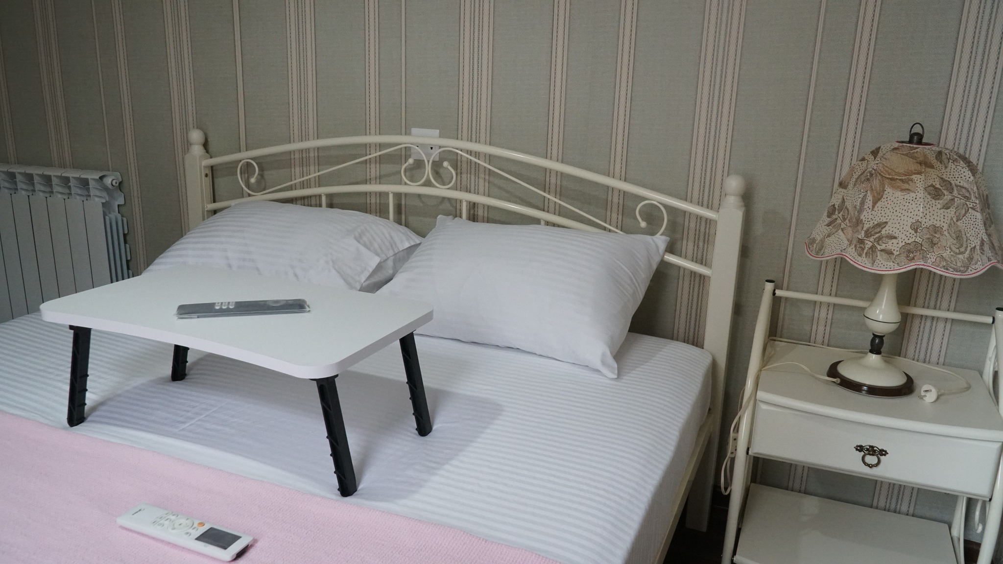 Deluxe Room - Close View